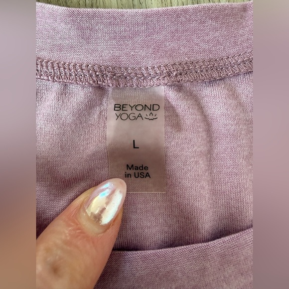 Beyond Yoga Featherweight Rebalance Tank Top - Picture 2 of 5